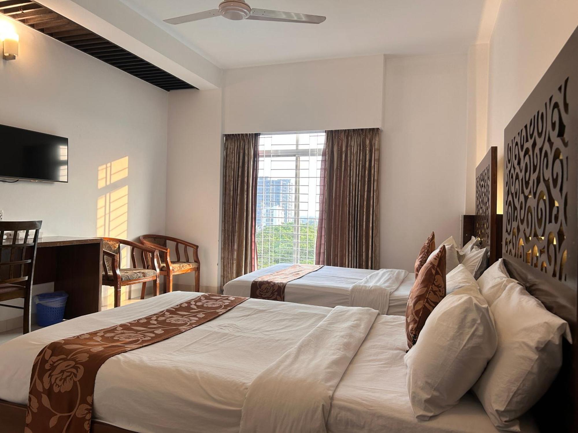 La Vista Hotel ซิลเฮติ ภายนอก รูปภาพ